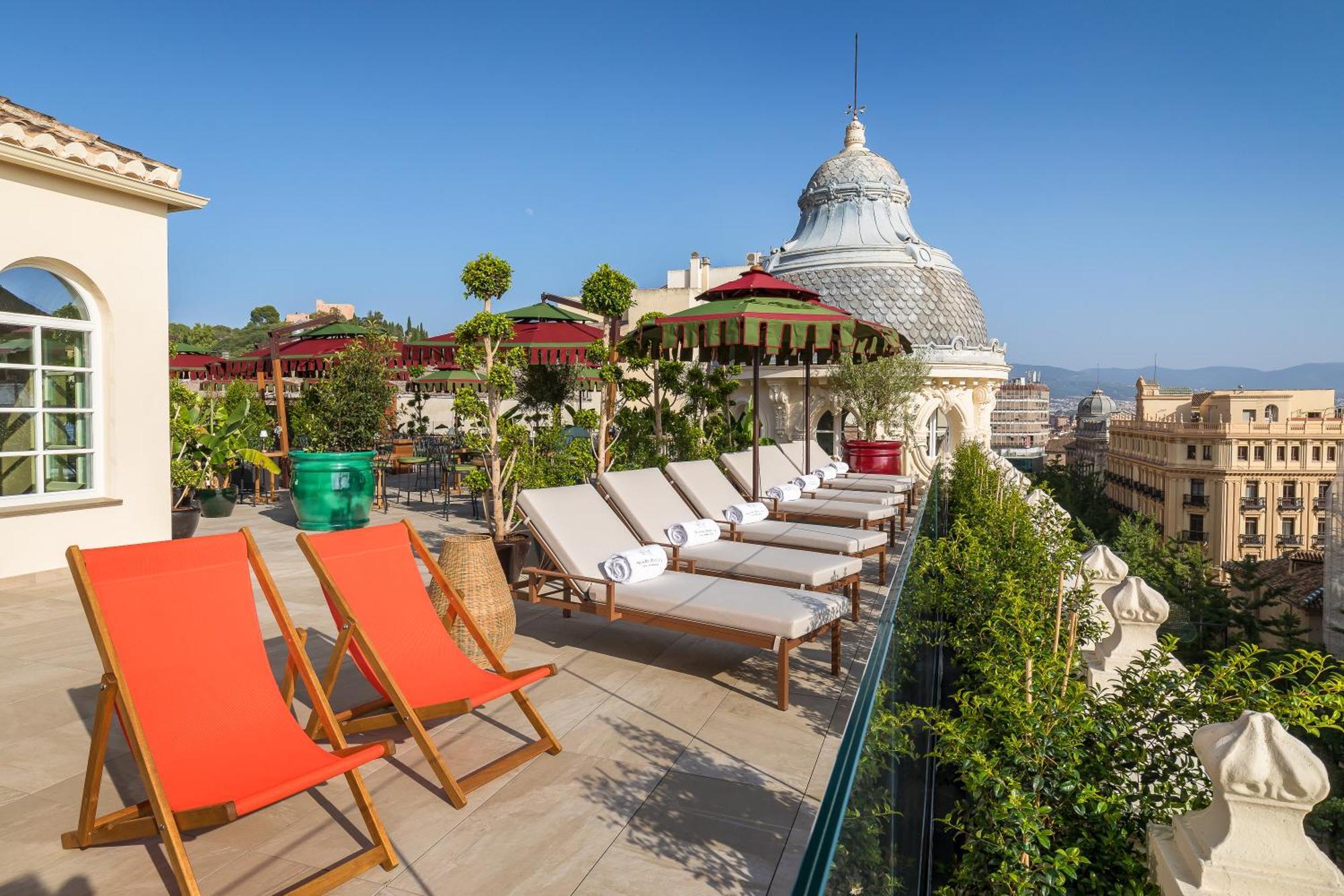 Palacio Gran Via, A Royal Hideaway