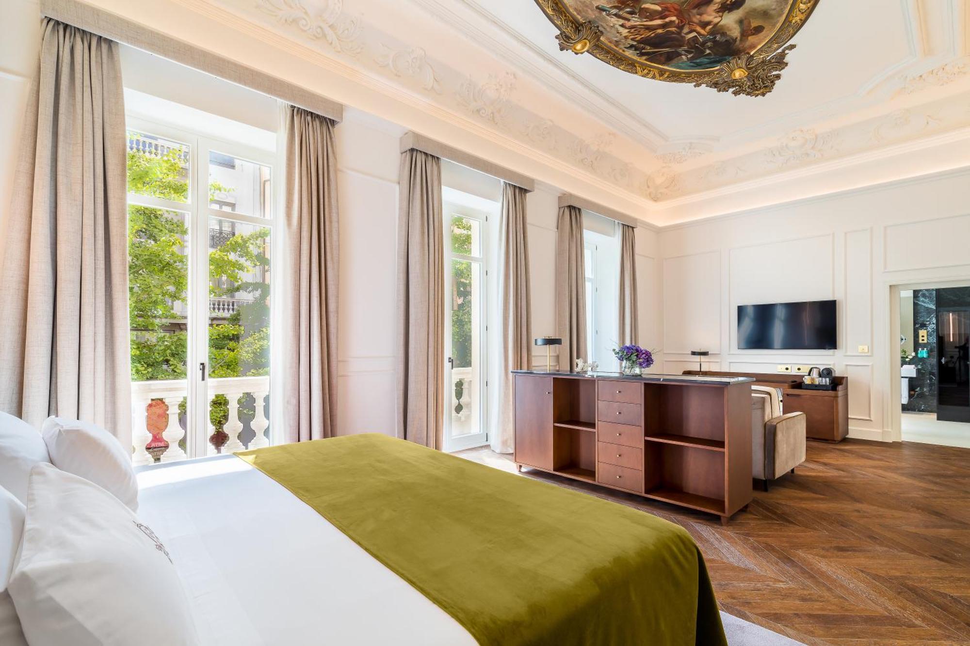 Palacio Gran Via, A Royal Hideaway Hotel 5*