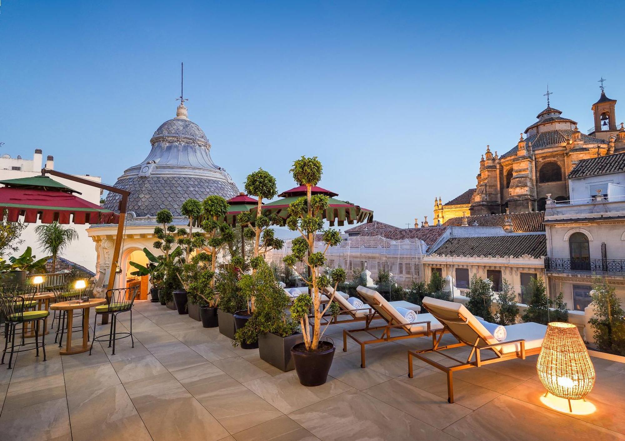 Palacio Gran Via, A Royal Hideaway